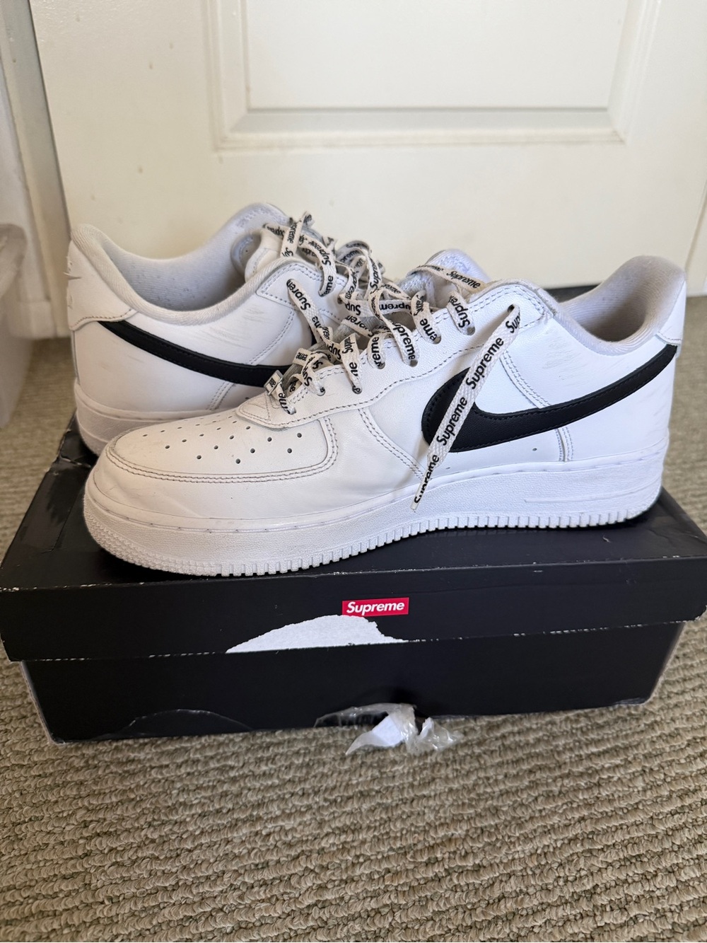 Supreme x Nike Air Force 1